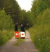 gosedjurcirkus som sett sin glans dagar, men fortfarande vill ut och roa en smula! Från 2 år.