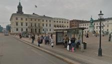 Exempel på busshållplats på torg/torgliknande yta i