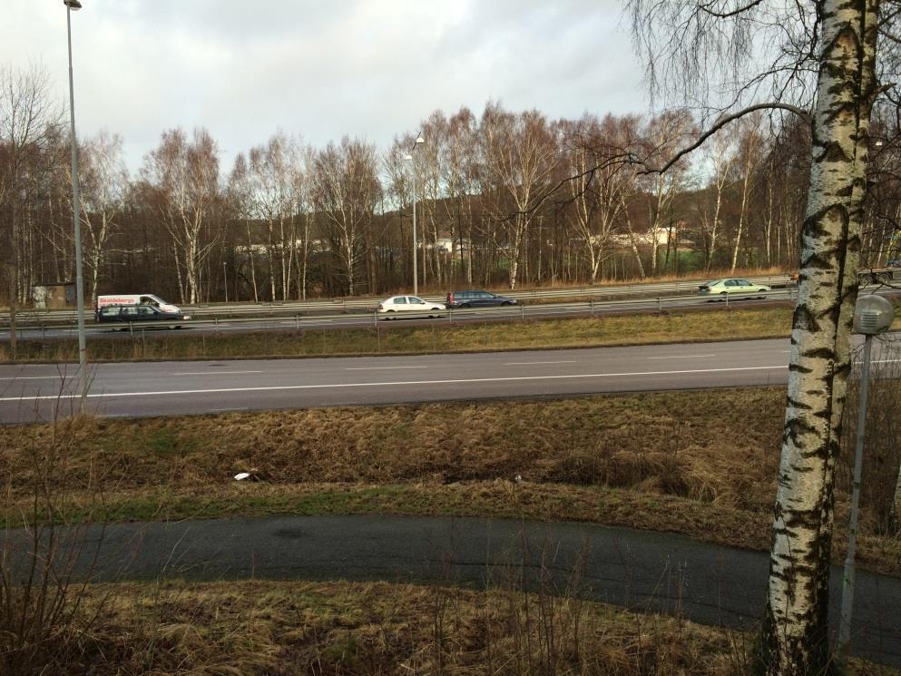 E20 Göteborgsvägen Gång-och cykelbana Figur 7: E-20, Göteborgsvägen och gång-och cykelbanan som går söder om E20. 3.