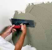 Rolla ett andra lager Bostik Membrane på väggarna. Åtgång 0.5 kg/m 2 (0.34 liter /m 2 ). Total åtgång Bostik Membrane: 1.0 kg/m 2 (0.68 liter /m 2 ).