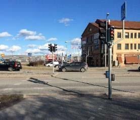 mellan Bolandsgatan och Stålgatan finns ett trafikljusreglerat övergångsställe med en cykelpassage.