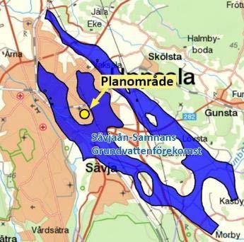 OMRÅDESFÖRUTSÄTTNINGAR/Allmän områdesbeskrivning, forts Fyllning Glacial lera Berg Grundvatten Vattenförekomsten Uppsala-Vattholmaåsarna Planområdet ligger inom ett mindre område med förhöjd