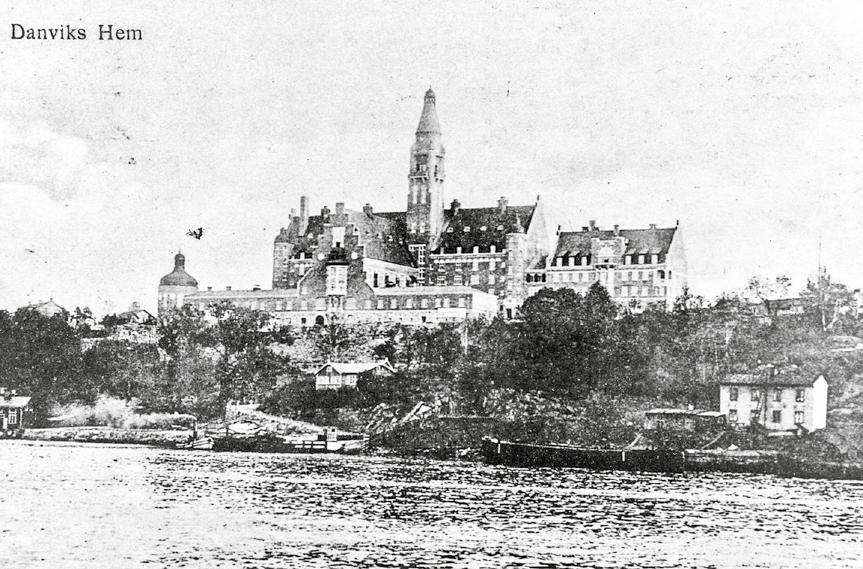 byggnader nedslitna.