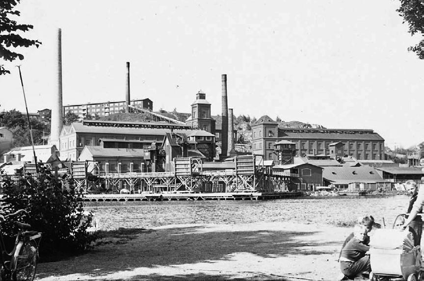 GÄDDVIKENS SUPERFOSFATFABRIK Fabriken grundades 1871 och tillverkade konstgödsel.