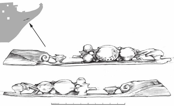 riksäpplet Fig. 7.20. Det så kallade galjonsskägget består av en genombruten fris som löpte utmed undersidan av galjonen. Tyvärr är den väldigt kraftigt eroderad och därmed svårtolkad.