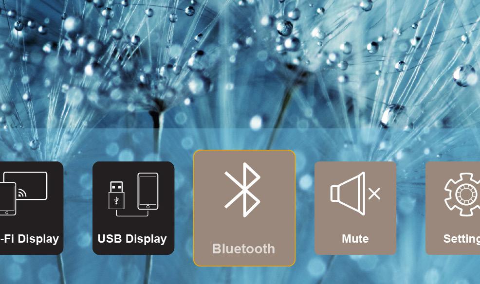 ANVÄNDA PROJEKTORN Anslutning till en trådlös högtalare Med den inbyggda Blåtand-modulen kan du ansluta projektorn till en Bluetooth-aktiverad högtalare eller ljudplatta. 1.