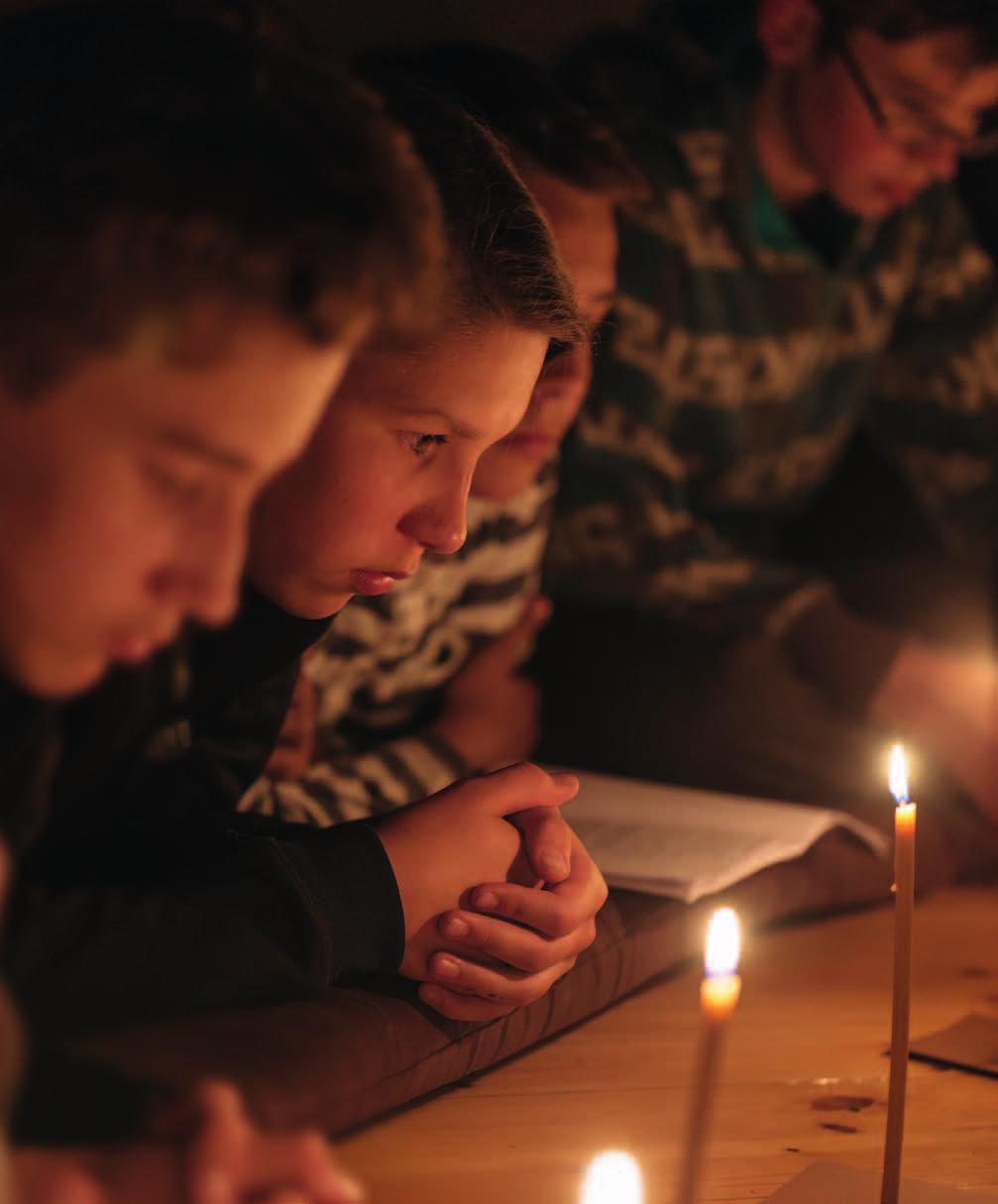 3. Planering och genomförande av konfirmandarbetet Till den dagliga utvärderingen av skriftskolan hör en granskning av gruppens dynamik. Stämningen i gruppen kan ganska lätt identifieras.