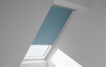 Mörkläggningsgardin Mörkläggning VELUX mörkläggningsgardin stänger effektivt ljuset ute, både natt som dag Perfekt för en tupplur under eftermiddagen och under ljusa sommarnätter.