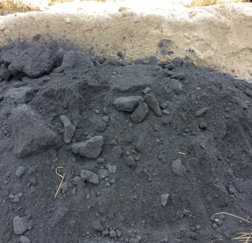 21 (32) Urtag av aska Likt försök 1 noterades en stark lukt som påminner om någon form av petroleumprodukt då askfiltret öppnades.