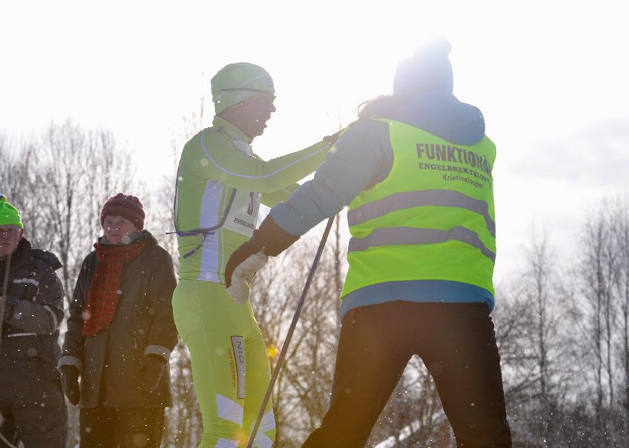 Krister Höije 01:58:14 Oskar Karlsson 02:02:42 Hans-Åke Gustafsson 02:15:21 Kent Persson 02:15:57 Gunnar Meller 02:39:18 Samuel Ring 02:40:23 Langning. NOK:aren Malin Björkqvist langar dricka.