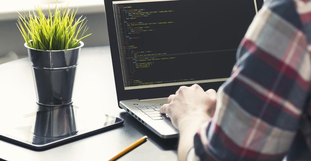 Systemutveckling och Programmering Trust-IT s erfarenhet inom utveckling och programmering sträcker sig ända tillbaka till vår start 1997, vilket har gett oss en bred kompetens inom