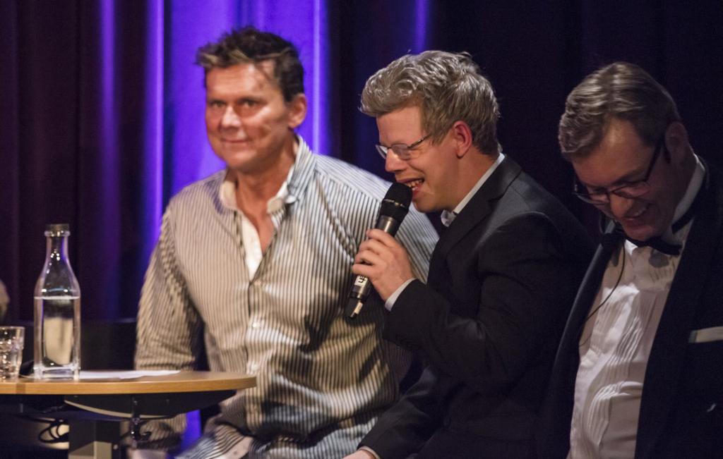18 En gång ställde han frågan Vad är din favoritinsekt?. Då tog Johannes Brost fram sin nya fina guldbagge. Kul tyckte vi som var där. Gustav är en härlig kille.