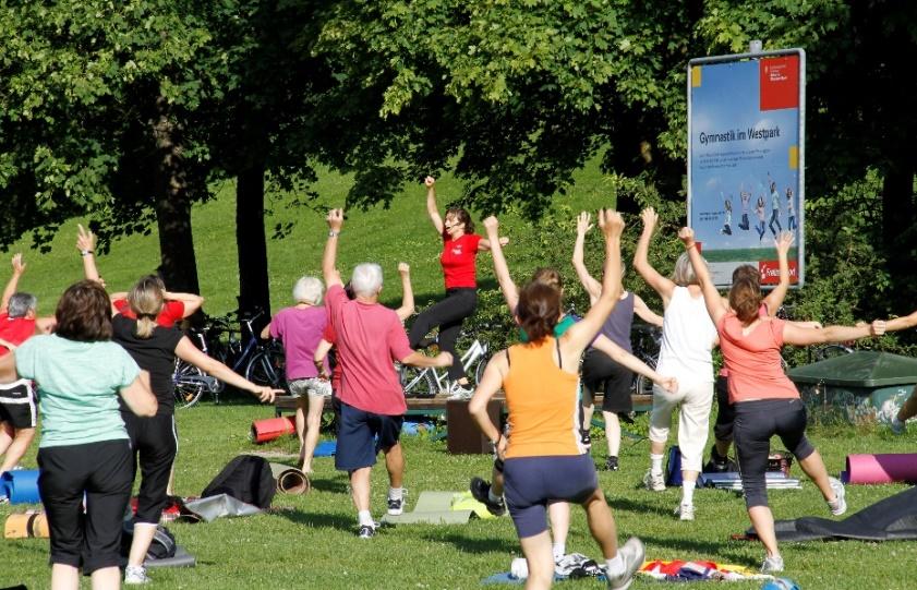 Vattengymnastik Den största aktivitet som föreningen arrangerar är vattengymnastik.