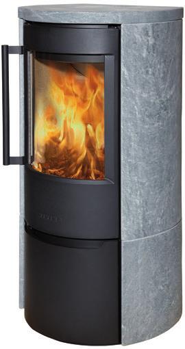 WIKING Luma 3 har breda sidoglas som gör att de vackra lågorna även kan ses från sidan.