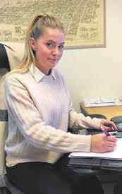12 Framtdens Karrär Soconom www.soconomkarrar.se februar 2018 V stöttar, förstår och gör skllnad för våldsutsatta Många socalsekreterare möter klenter med erfarenheter av våld nära relatoner.