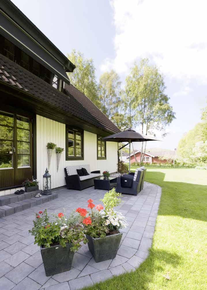 REFERENSHUS MED NIBE F370 En användarvänlig värmepump som lever upp till sitt namn! Bakgrund Familjen Niklasson består av två vuxna och tre tonåringar.
