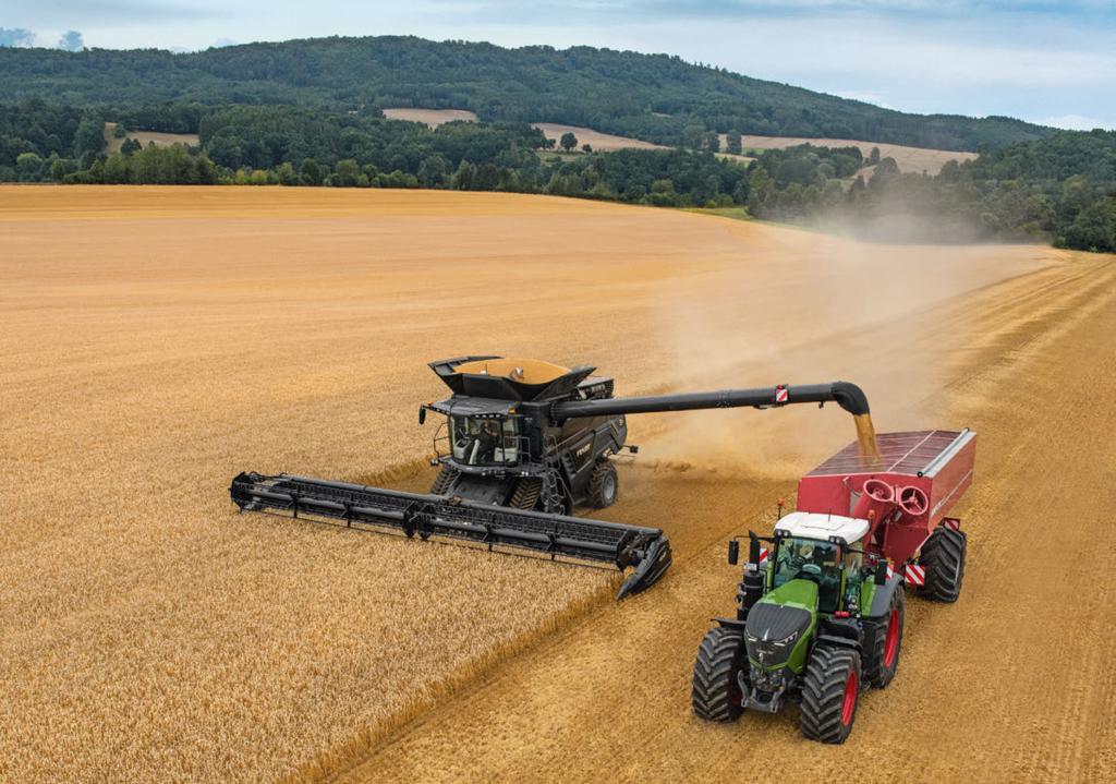 Streamer 210 med en kapacitet på 17 100 l och en 210 l/s tömningshastighet, eller Streamer 140 med 12 500 l och 140 l/s.