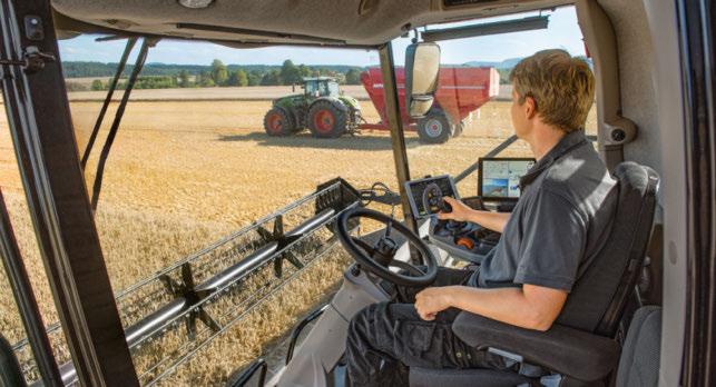 Haspeljustering Vändtegsautomatik Nödstopp för skärbord och inmatningskanal Aktivera automatisk styrning FENDT IDEAL: VISIONCAB Den IDEALA arbetsplatsen med den ultimata komforten.