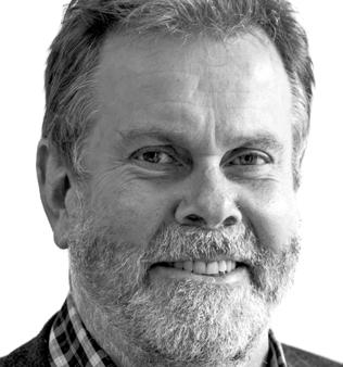VERKSAMHETSBERÄTTELSE 2017 ÖVRIGA STYRELSEN Styrelse efter kompletteringsval vid extra årsmöte den 25:e oktober 2017 Styrelsens arbetsutskott består