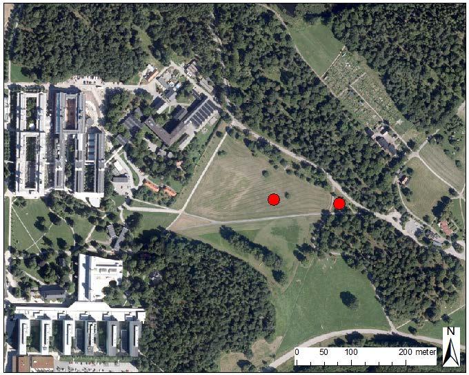 Geologin i området består till stor del av urberg, morän samt lera. I två områden finns det kärrtorv och vissa områden är täckta med fyllningsmaterial. Topografin sträcker sig från 0 m.ö.h. till 45 m.