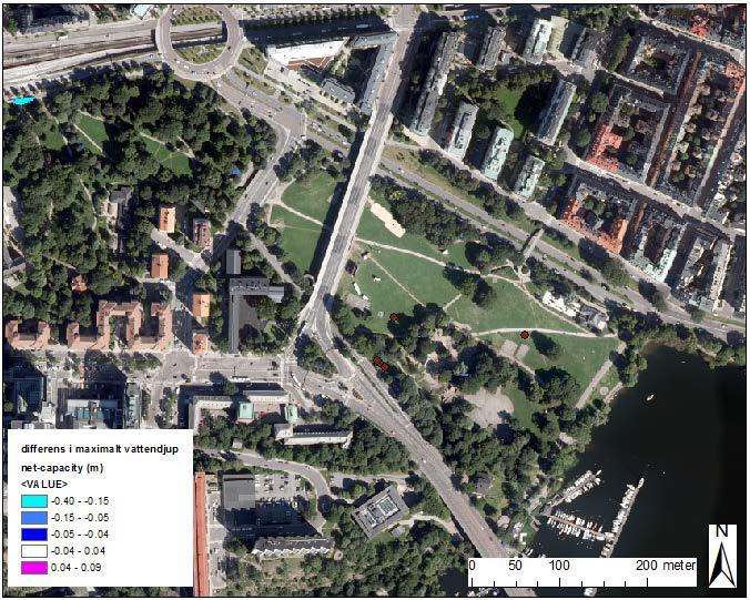 Figur 30 visar skillnaden i maximalt vattendjup mellan scenario 2 och scenario 7 vilket innebär att samma infiltrationskapacitet har angetts med net infiltration respektive constant infiltration with