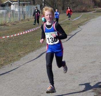 Premiärmilen på norra Djurgården är ett snabbväxande lopp med i år nära 3000 deltagare på milen. Premiär skall väl syfta på att det är första milloppet för året (i trakten).