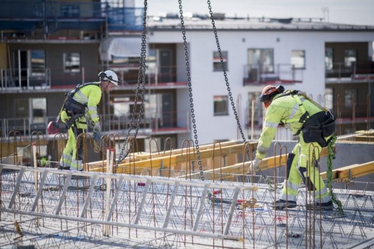 JM Entreprenad Januari - juni Helår Mkr 2018 2017 2017 Intäkter 1) 1 467 1 229 2 751 Rörelseresultat