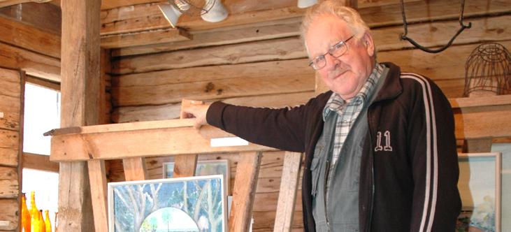 Området nås lätt till fots från parkeringsplats vid länsväg 195 öster om Stora Kärrs gård. www.habokommun.