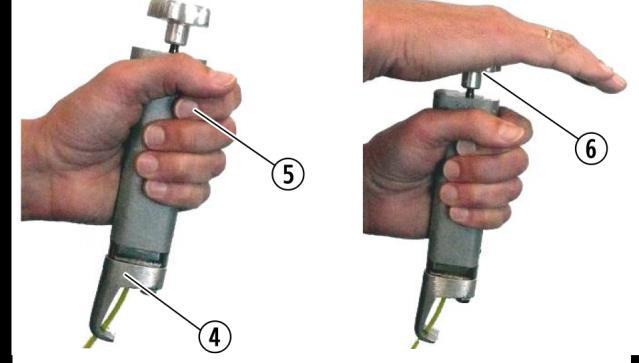6. Fäll in hållaren av shotshell primer mot stoppinnen 3. Figur 46 Användning av Exel Start HN1 7. Fäll in slanghållaren till tändläge 4. Den uppstickande delen av slangen kapas till rätt längd. 8.