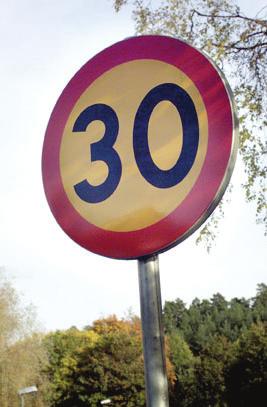 Trafikanters respekt för 30-skylten vid skolor i Sörmlands län NTF Sörmland-Östergötland startade med hastighetsmätningar utanför skolor 2014.