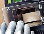 påfyllningsknappen och vänta tills limmatningen