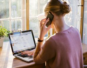 service kanalen Assisterad service 24/7 Stödjer den digitala