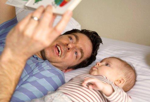 Nedstämda pappor till 1-åringar läste hälften så ofta och hade 4 gånger högre risk att ge smisk Nedstämda pappor till 3 månaders pratade mer om sina egna än om barnens upplevelser och uttryckte sig