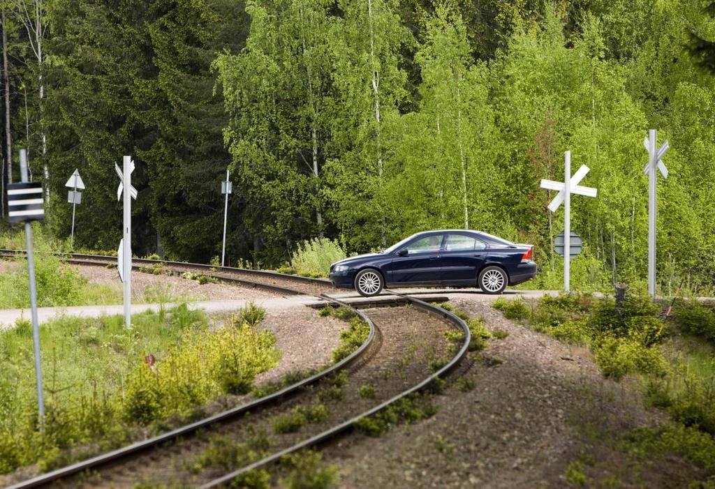 15 4 händelser där fordon befinner sig i plankorsning när tåg ska passera (men står hindersfritt) 7 händelser där det varit nära kollision mellan tåg och fordon (fordon har passerat precis innan tåg