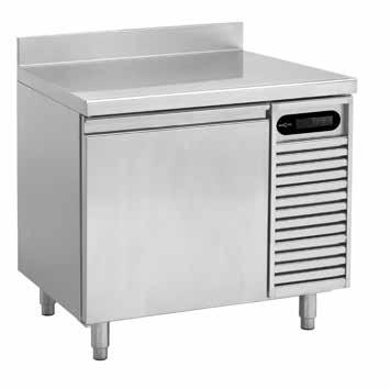 B2 Lika L15 men anpassad för GN 2/1 eller GN 1/1 på tvären. Kan även förses med insats för bageriplåt 400x600 mm.