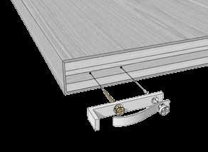 Steg 5: Montera beslag Glidbeslaget ska delas i två delar. Endast del 1 ska monteras på dörren i detta steg. Håll del 2 på plats (kant i kant med dörrbladet) när montage sker av del 1. 1. Förborra med 3 mm borr.