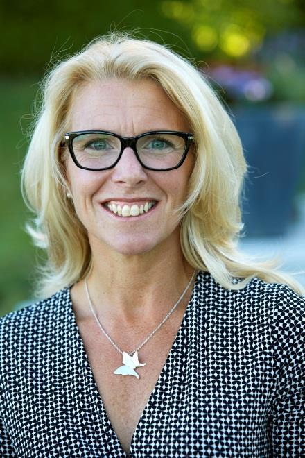Presentation Susanna Collijn Telefon: 0709-292 004 Mail: susanna.collijn@se.pwc.com Susanna arbetar med ekonomi- och verksamhetsstyrning på uppdrag av kommuner.