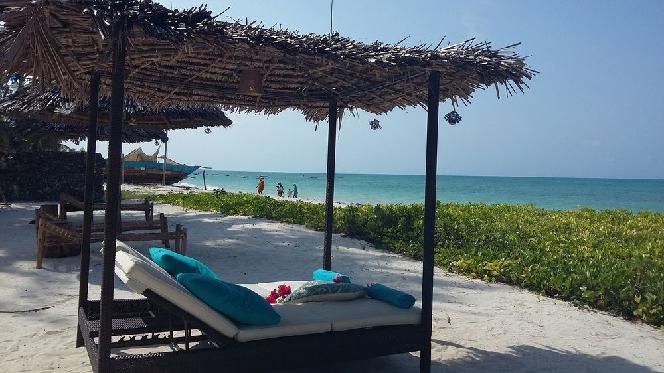 ZANZIBAR 21-24:e februari Drömmarnas ö. Zanzibar är en blandning mellan afrikansk, arabisk och europeisk kultur. Vill du koppla av på en paradisisk strand eller gå vilse i Stone Town?
