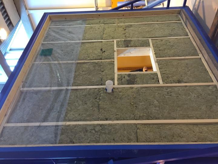 6.2 Montage av lufttäthetsystem Vid pilotprovningarna som har utförts inom ramen för detta projekt har provväggarna haft följande uppbyggnad.