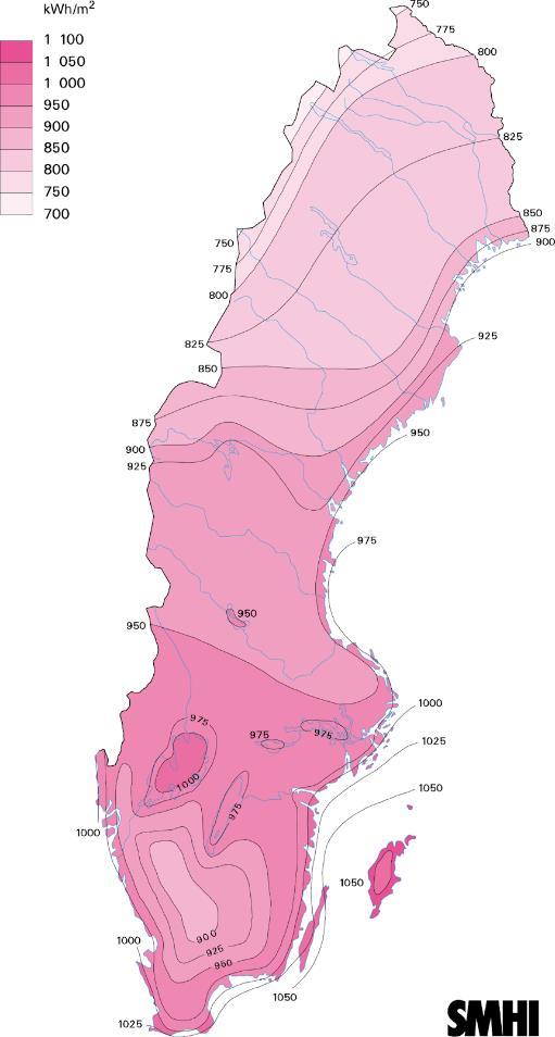 16 TEORI OCH BAKGRUND Storleken på erhållen effekt från solen per kvadratmeter på olika delar i Sverige visas i figur 2.9.