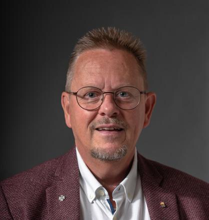 Dina regionkandidater 1. Lars Hansson, Helsingborg Tulltjänsteman, 63 år Jag står för en hållbar, jämställd och grön region. Därför måste vi ha en infrastruktur som tillgodoser allas behov.