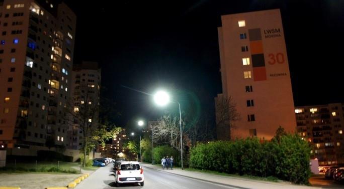 44 renoverades till energieffektiv LED-teknik. Säkerheten har förbättrats och energibesparingar på 47 % har uppnåtts.