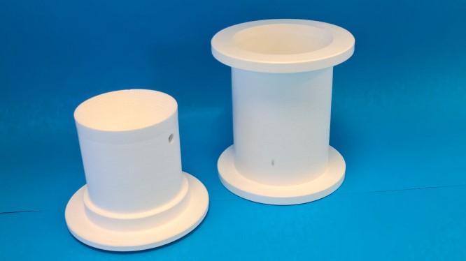 565400 Klotformad mikroperforerad ostform.