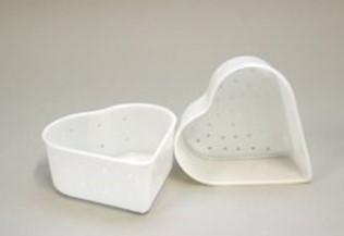 kg, rektangulär 23/13, h 8 cm.
