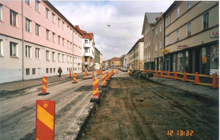 7 Provvägsförsök på Herkulesgatan, Göteborg I samband med ombyggnaden av Herkulesgatan i Göteborg utfördes under våren och sommaren 2001 ett provvägsförsök med asfaltgranulat som obundet bärlager.