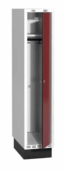 Klädskåp M30 mellanhögt helskåp 0 klädskåp mellanhögt Bilden visar skåp monterad på sockel. Stommens färg är RAL 9003. Dörr Compact i laminat Spectrum Red L-.