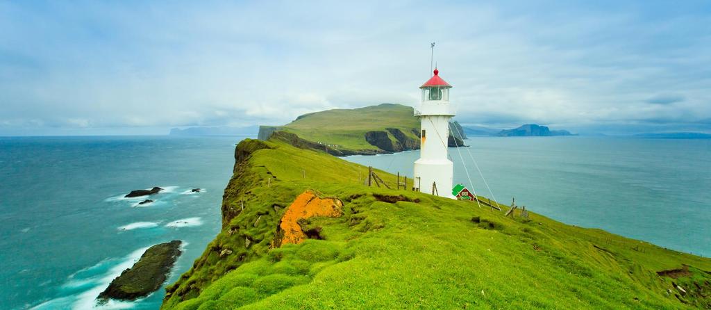 Till Färöarna reser du för att uppleva lugnet, vyerna, kulturen, floran och fåglarna.