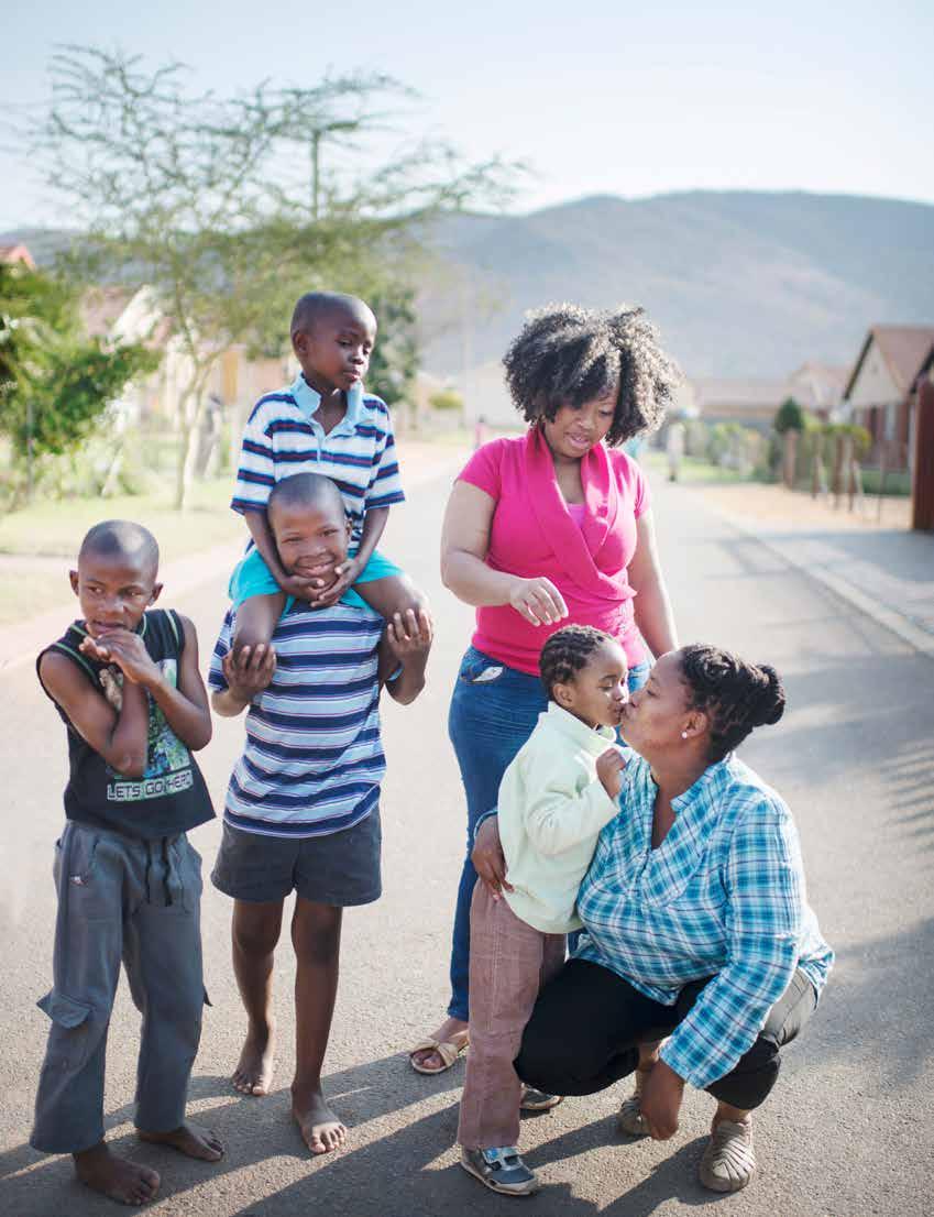 RUSTENBURG,SYDAFRIKA Trygga i kvarteret Gemenskapen och sammanhållningen husen emellan i den integrerade barnbyn Rustenburg i Sydafrika är lika stark som i en traditionell barnby.