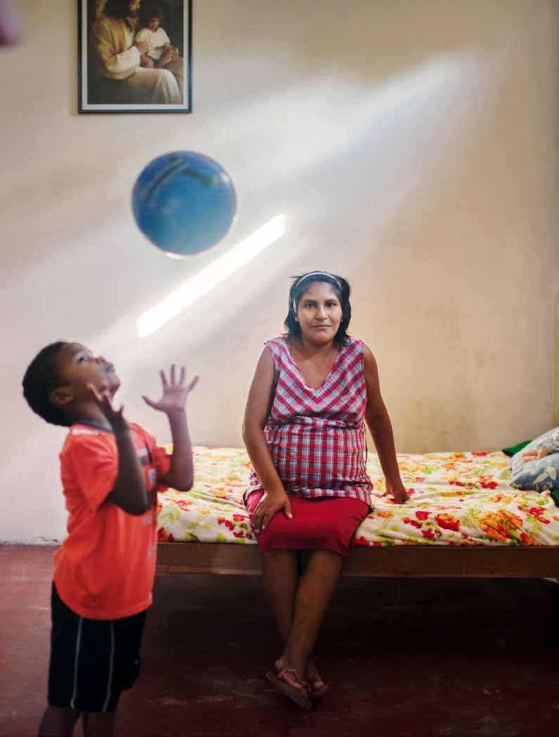 foto: maja brand SANTA CRUZ DE LA SIERRA, BOLIVIA Pykologiskt stöd gjorde skillnad I Sydamerikas fattigaste land är svält och övergivna barn en del av vardagen, men tack vare SOS Barnbyar har många