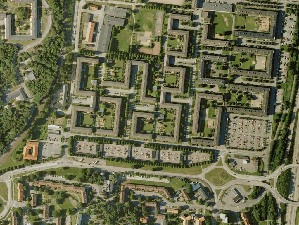 Översiktlig miljöteknisk markundersökning Datum: 09-01-22 Projektnr: 18800 finns belägna på andra sidan Distansgatan, sydväst om undersökningsområdet utgöra, Figur 1.